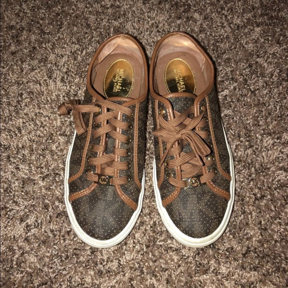 Micheal Kors Sneakers!